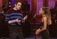 Saturday Night Live - Ariana Grande and Pete Davidson @theinsidexpress / Pinterest.com