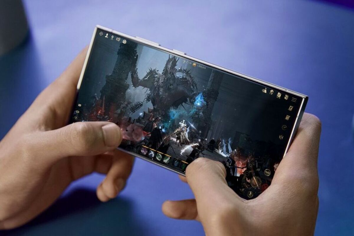 Ketika memilih handphone gaming murah, Anda perlu menimbang ukuran dan luas layar dari perangkat tersebut.