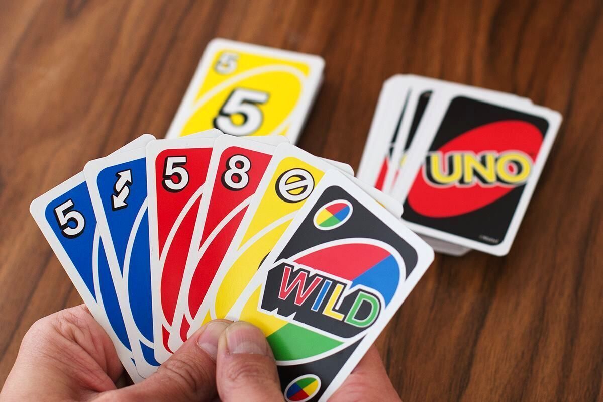 Artikel yang membahas mengenai strategi memenangkan uno game yang bisa kalian coba saat bermain uno game bersama sahabat.