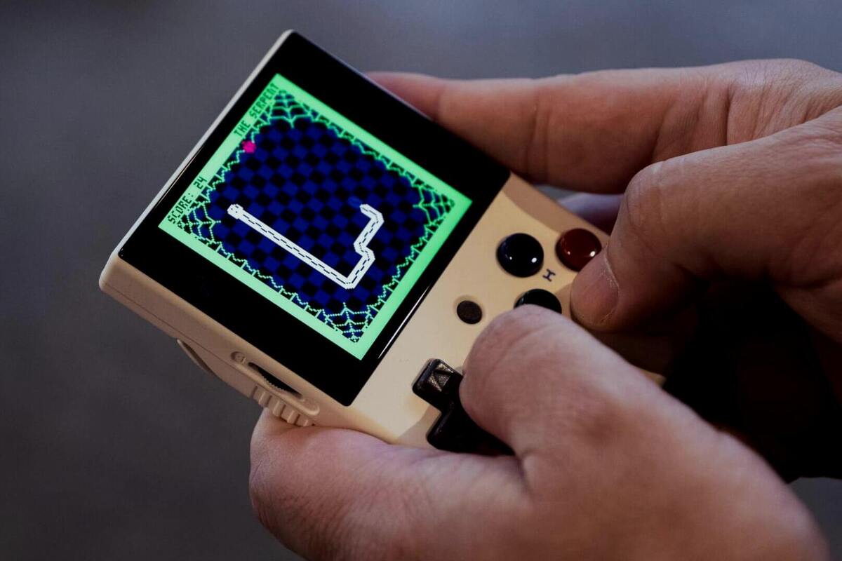 Artikel ini dijamin bikin anak 1990 dan awal 2000an nostalgia karena membahas mengenai beberapa cara bermain snake dan tips menguasainya.