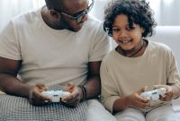 Artikel kali ini membahas mengenai beberapa tips penting mengasuh anak terutama jika anak Anda suka bermain game.
