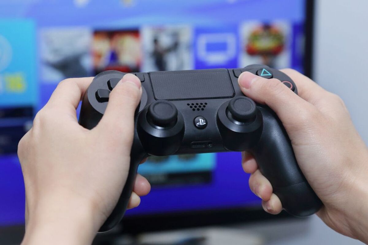 Artikel kali ini membahas mengenai beberapa tips membeli playstation bekas dengan aman dan tanpa tertipu yang penting untuk diperhatikan.