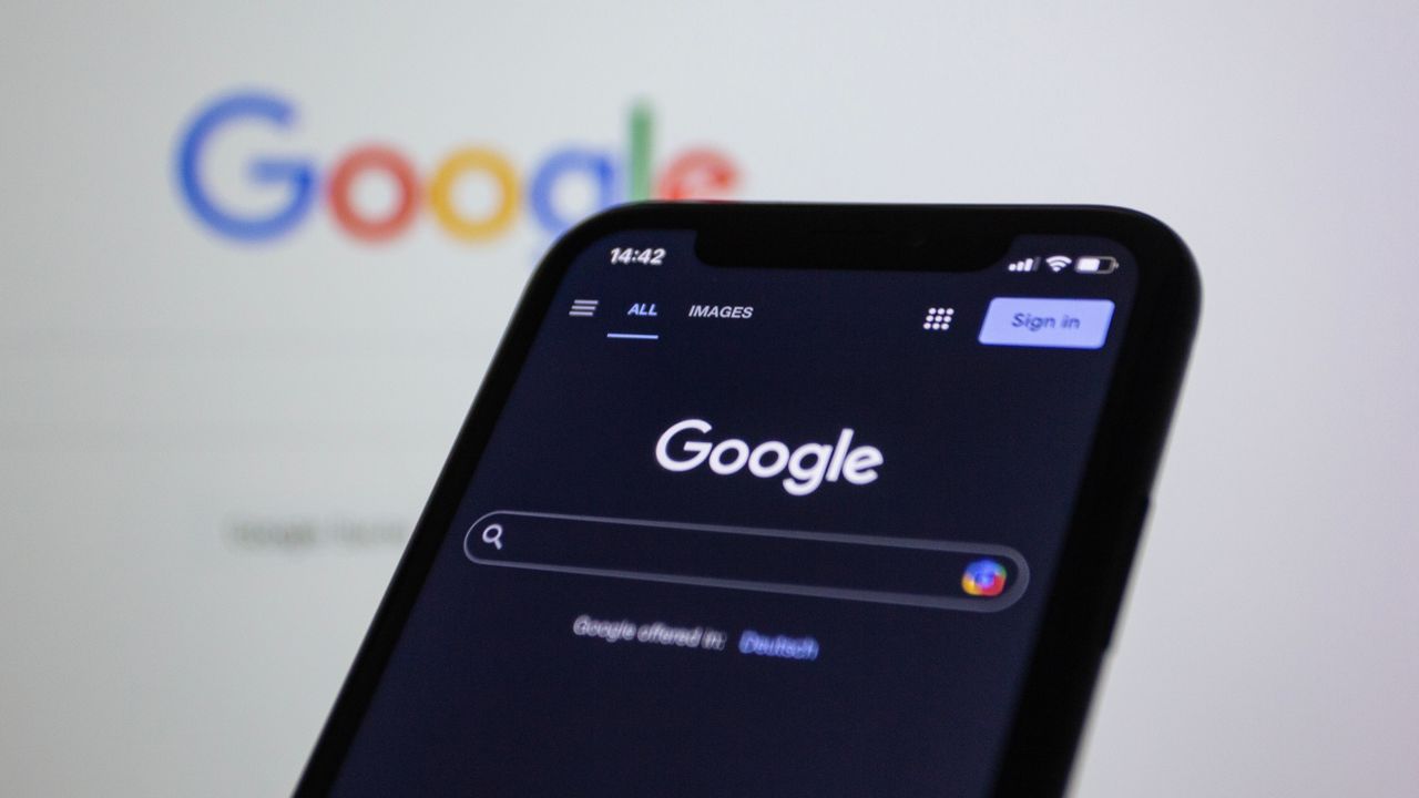 Ilustrasi Keunggulan Layanan Google (pexels)